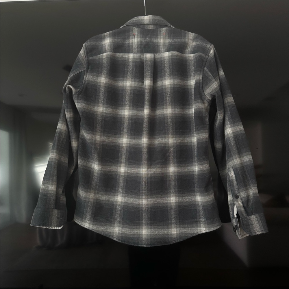 Eddie Bauer Mountain Ops Classic Fit Flannel Shirt Gray Plaid (M) - Picture 4 of 5
